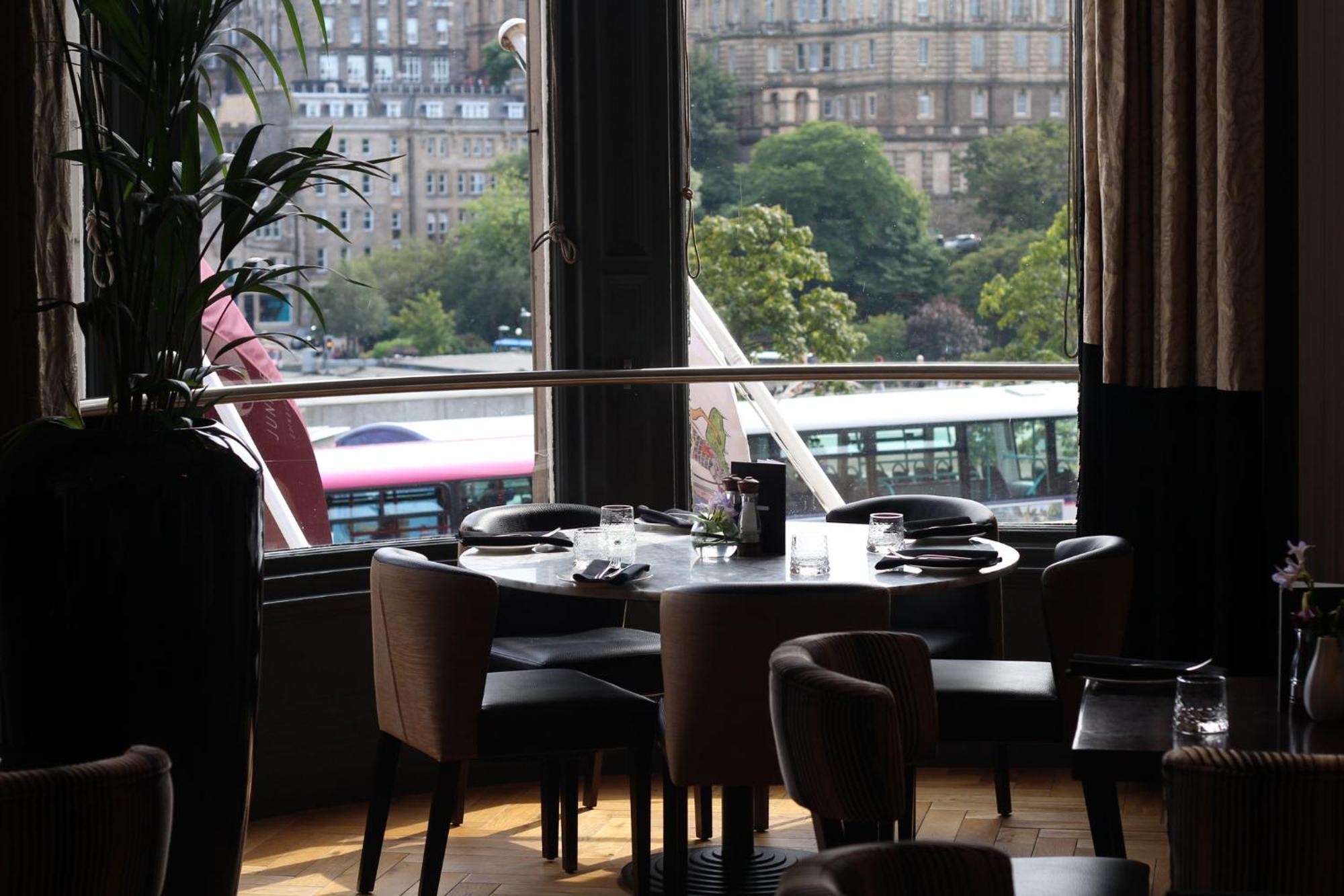 Hotel Indigo - Edinburgh - Princes Street By Ihg Luaran gambar